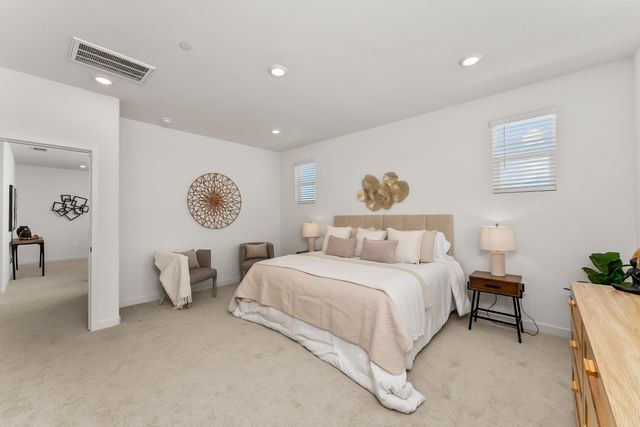 7585 Sachet Way, Sacramento, CA 95829