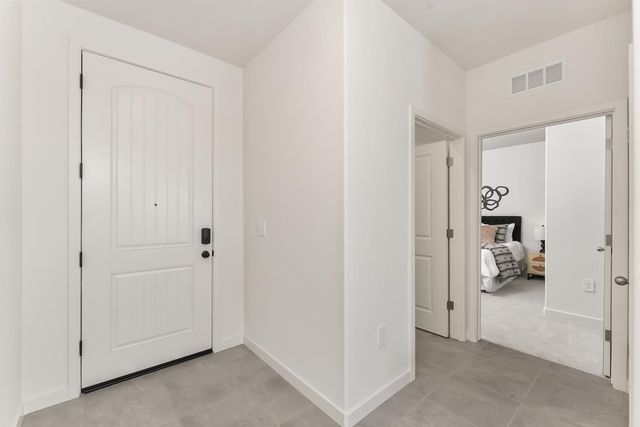 7585 Sachet Way, Sacramento, CA 95829