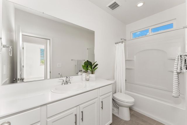 7585 Sachet Way, Sacramento, CA 95829