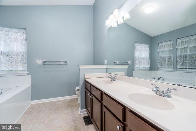 24 MCARTHUR LN, Elkton, MD 21921