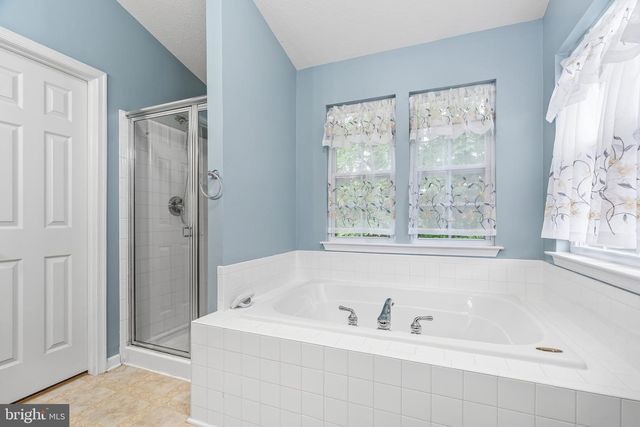 24 MCARTHUR LN, Elkton, MD 21921