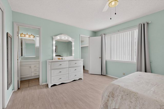 8707 Delamar Avenue NE, Albuquerque, NM 87111