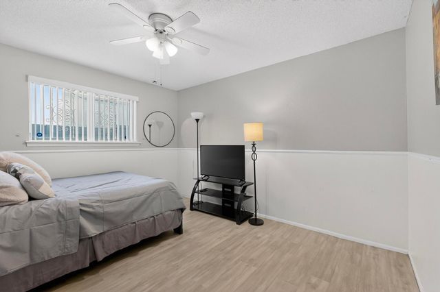 8707 Delamar Avenue NE, Albuquerque, NM 87111