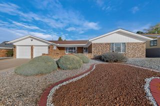 8707 Delamar Avenue NE, Albuquerque, NM 87111