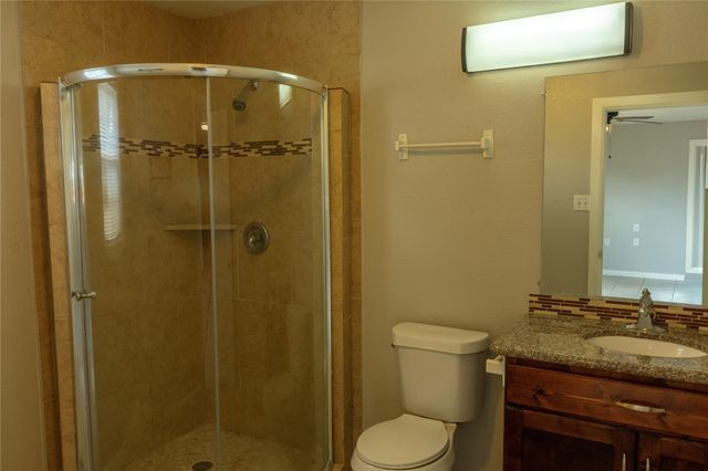 537 Cottontail Drive B, Crosby, TX 77532