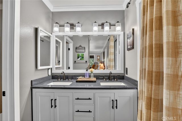 625 San Benito, Lake Arrowhead, CA 92352