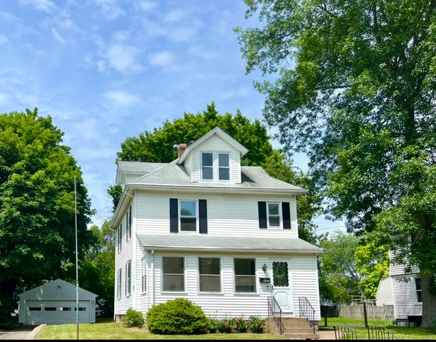 46 Glenwood Street, Manchester, CT 06040