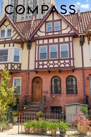 29 Chester Court, New York City, NY 11225