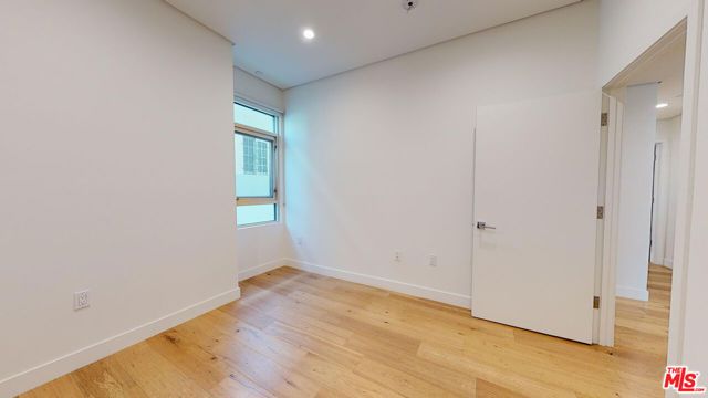 938 S ORANGE GROVE Avenue 101, Los Angeles, CA 90036