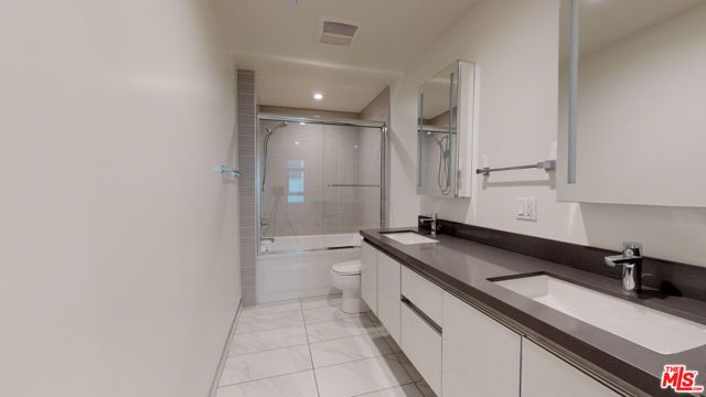 938 S ORANGE GROVE Avenue 101, Los Angeles, CA 90036