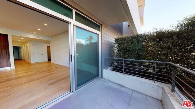 938 S ORANGE GROVE Avenue 101, Los Angeles, CA 90036