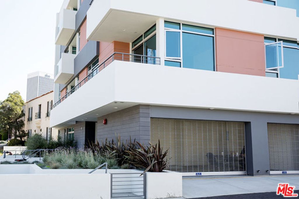 938 S ORANGE GROVE Avenue 101, Los Angeles, CA 90036