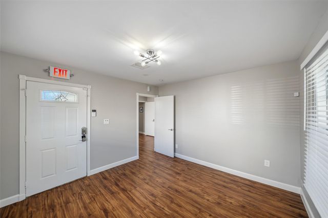 2009 N Durham Drive, Houston, TX 77008