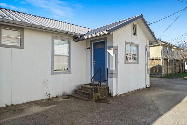 2009 N Durham Drive, Houston, TX 77008