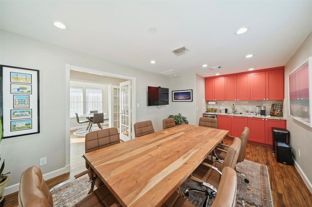 2009 N Durham Drive, Houston, TX 77008