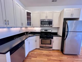 150-1/2 M St 3, Boston, MA 02127