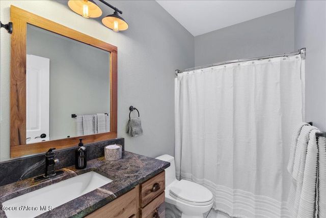 3807 E Avery LN, Coeur D'alene, ID 83814