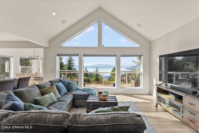 3807 E Avery LN, Coeur D'alene, ID 83814