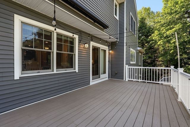 10 Farrow Street, Winchester, MA 01890
