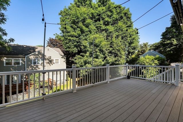 10 Farrow Street, Winchester, MA 01890