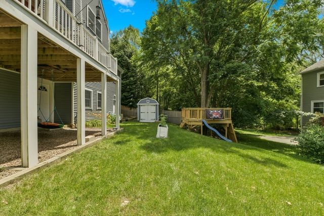 10 Farrow Street, Winchester, MA 01890