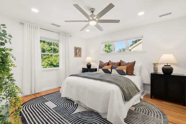 10 Farrow Street, Winchester, MA 01890