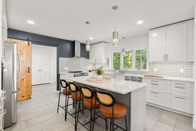 10 Farrow Street, Winchester, MA 01890