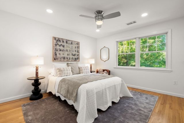 10 Farrow Street, Winchester, MA 01890