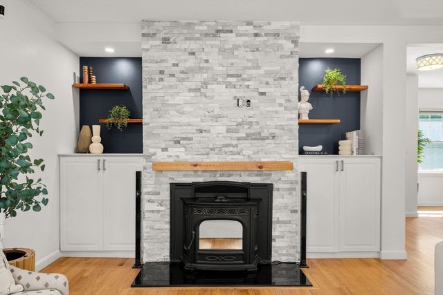10 Farrow Street, Winchester, MA 01890
