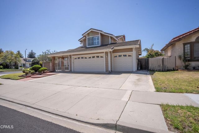 2500 Lilac Walk, Oxnard, CA 93030