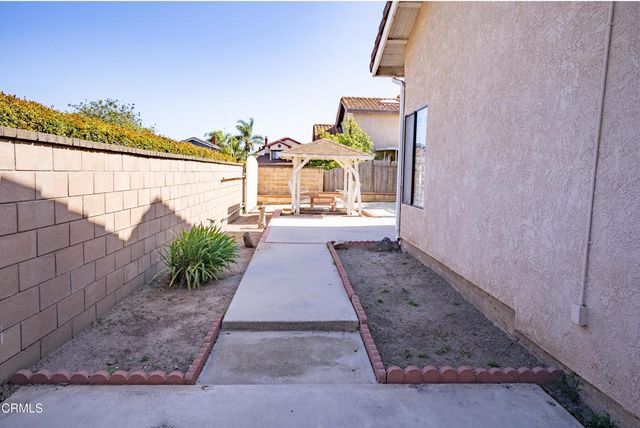 2500 Lilac Walk, Oxnard, CA 93030