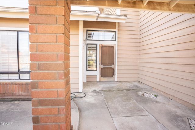 2500 Lilac Walk, Oxnard, CA 93030