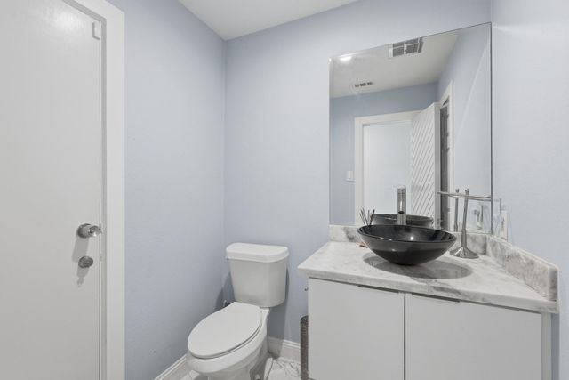 5323 S Braeswood Boulevard, Houston, TX 77096