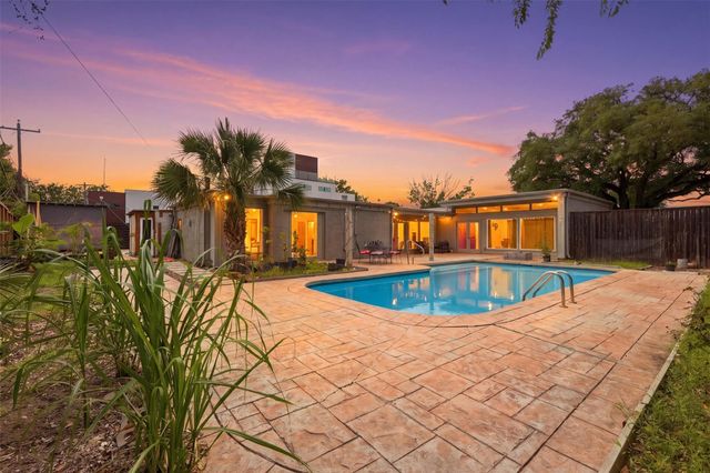 5323 S Braeswood Boulevard, Houston, TX 77096