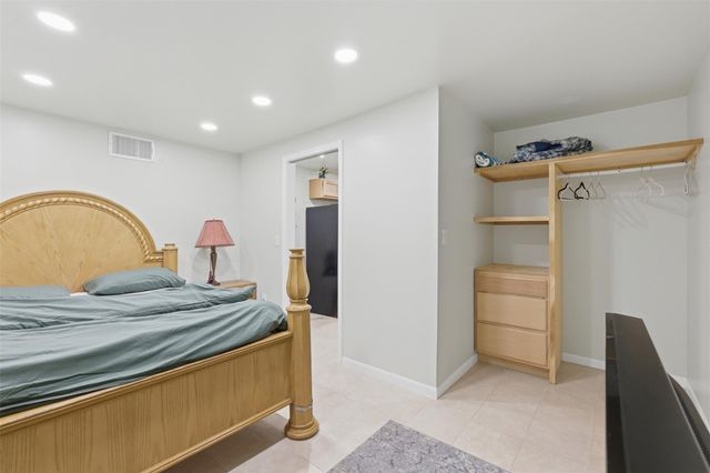 5323 S Braeswood Boulevard, Houston, TX 77096