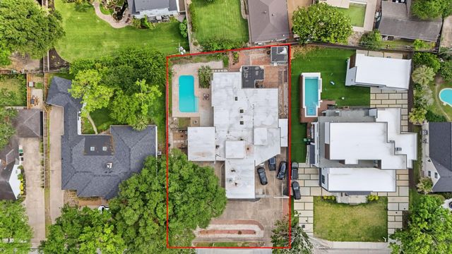 5323 S Braeswood Boulevard, Houston, TX 77096