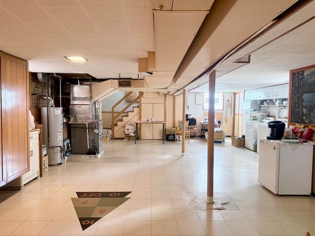 4625 S Komensky Avenue, Chicago, IL 60632