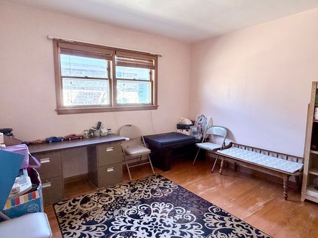 4625 S Komensky Avenue, Chicago, IL 60632