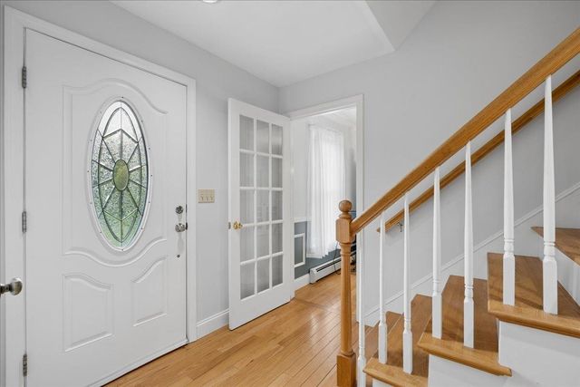 240 Sandown Road, Chester, NH 03036