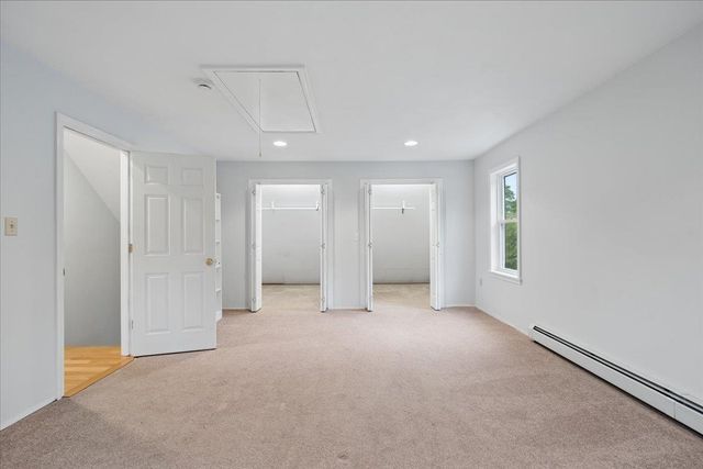 240 Sandown Road, Chester, NH 03036
