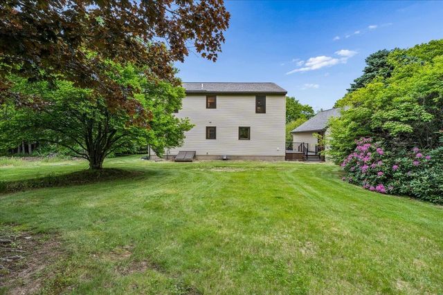 240 Sandown Road, Chester, NH 03036