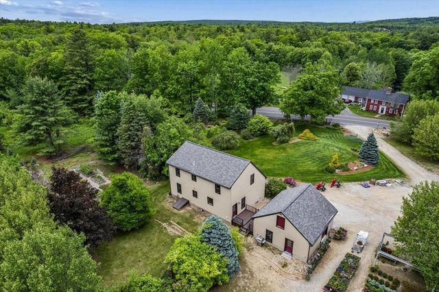 240 Sandown Road, Chester, NH 03036