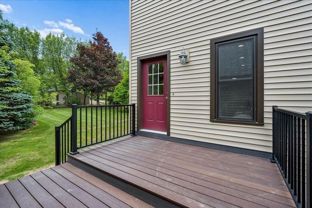 240 Sandown Road, Chester, NH 03036