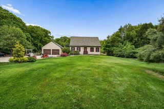240 Sandown Road, Chester, NH 03036