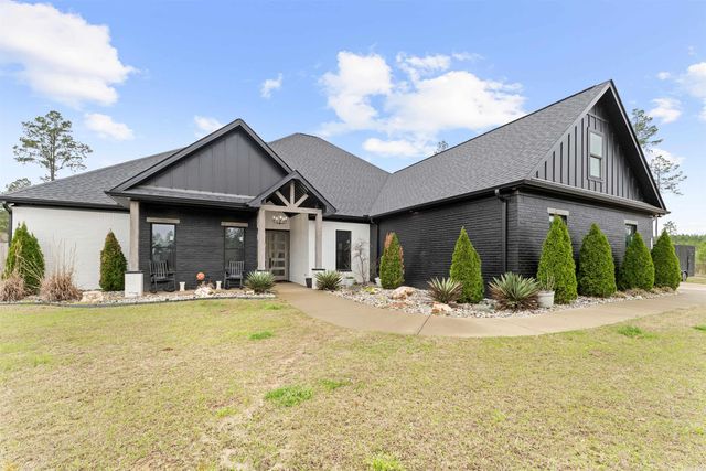 2065 Canyon Creek Parkway, Benton, AR 72019