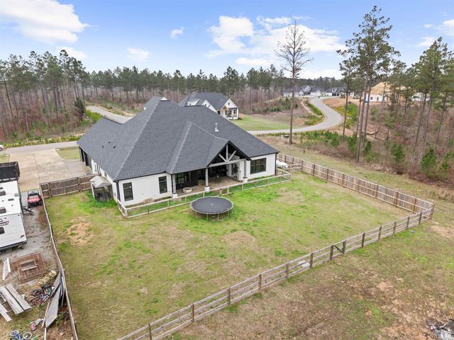 2065 Canyon Creek Parkway, Benton, AR 72019