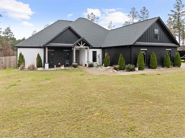 2065 Canyon Creek Parkway, Benton, AR 72019