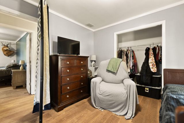 296 Blue Lake Drive, Berea, KY 40403