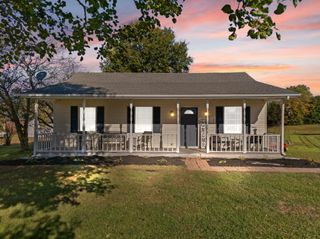 296 Blue Lake Drive, Berea, KY 40403