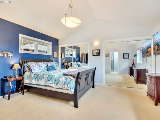 89742 OCEAN Dr, Warrenton, OR 97146